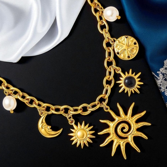 ๐๏ธ Boho Celestial 18K Gold Plated Sun Moon Charm Necklace 316L Stainless Steel - Picture 8 of 9